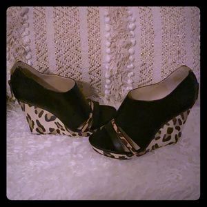 Leopard wedges